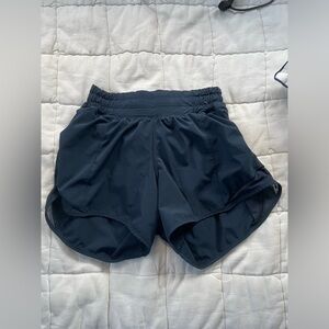 LULULEMON HOTTY HOTS HIGH RISE 4 INCH